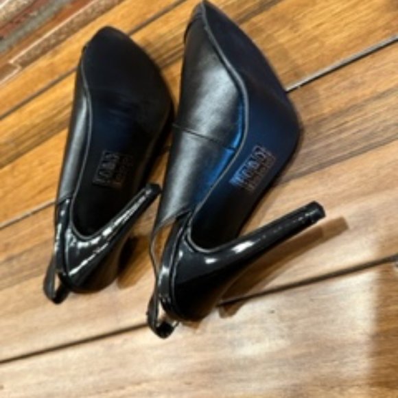 Gomax size 6 black heels with strap - Picture 5 of 7